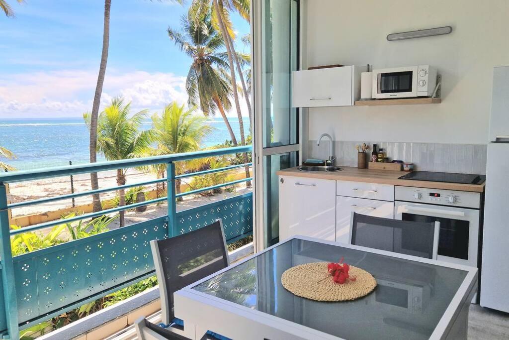 Le Touloublue - Tres Bel Appartement Face A La Mer Sainte-Anne  Exterior photo