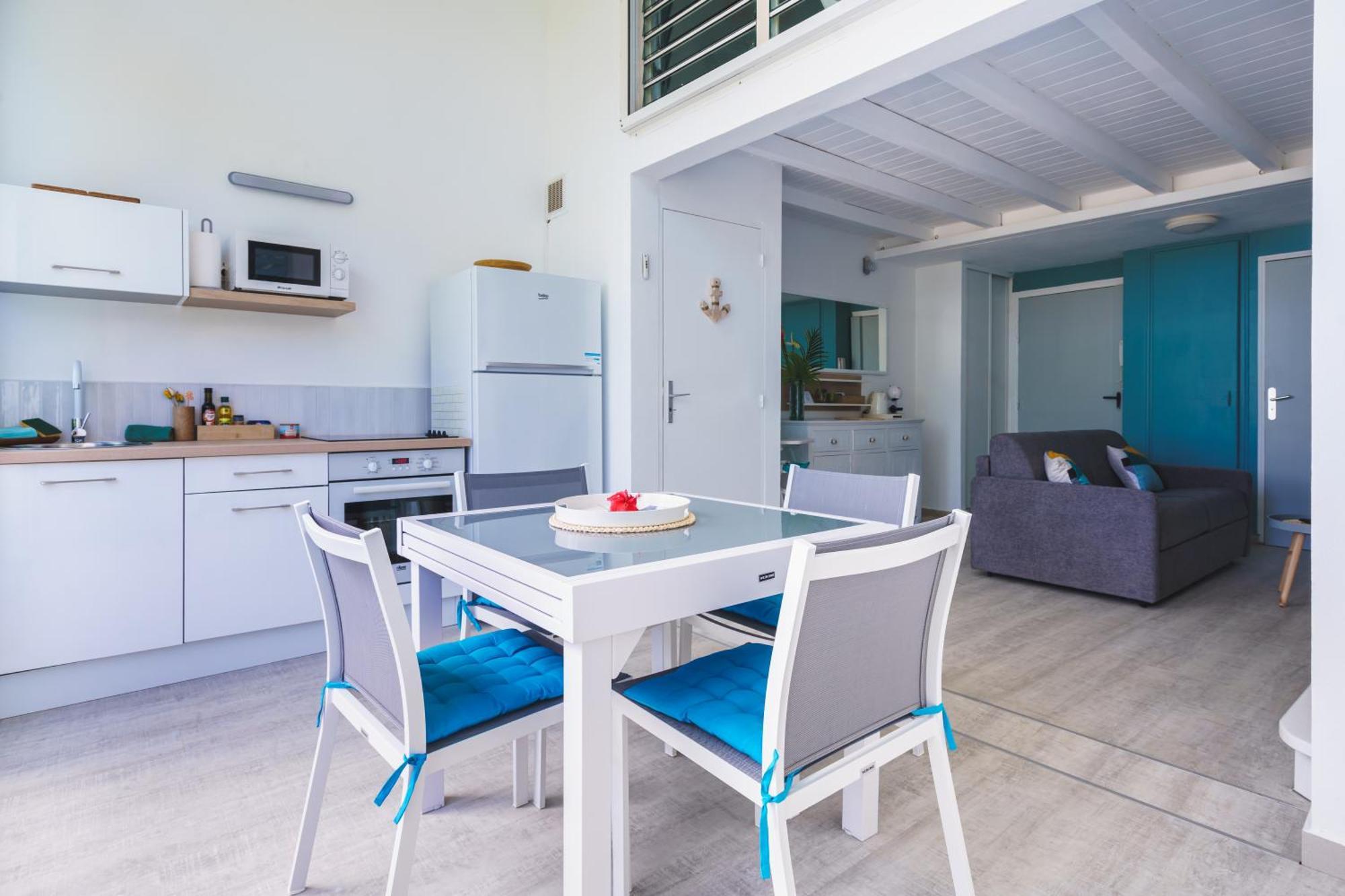 Le Touloublue - Tres Bel Appartement Face A La Mer Sainte-Anne  Exterior photo
